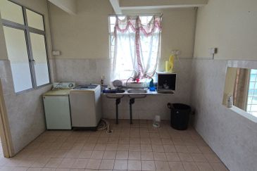 Taman Tasik Semenyih (Lake Residence)