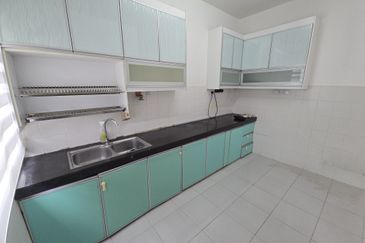 Taman Pelangi Semenyih 2