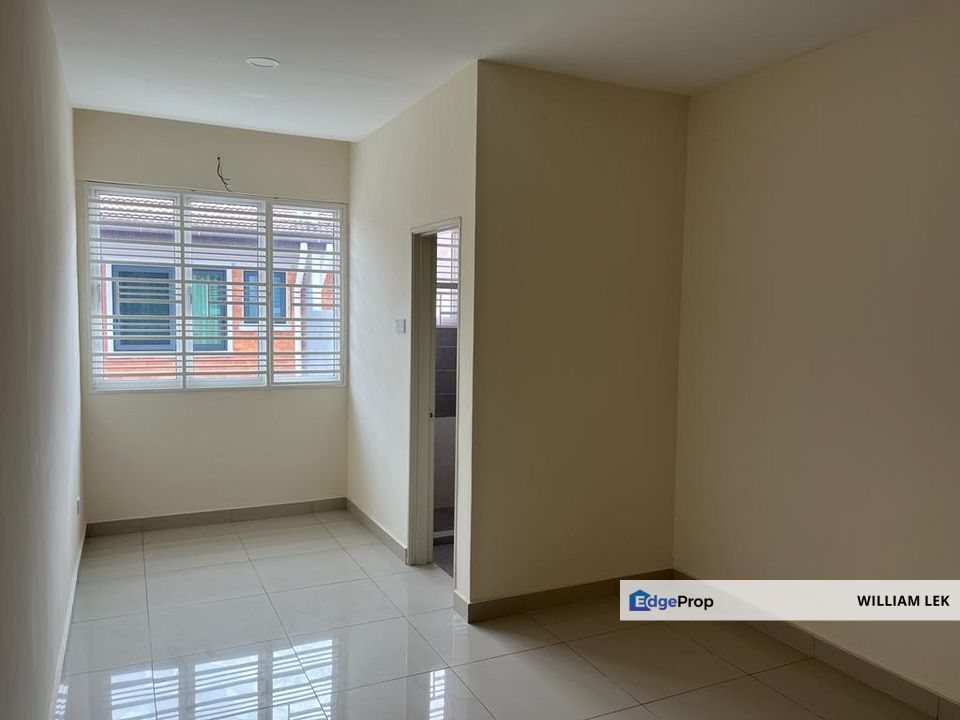 End Lot Goodview heights Kajang 2 storey house for sales, Selangor, Kajang