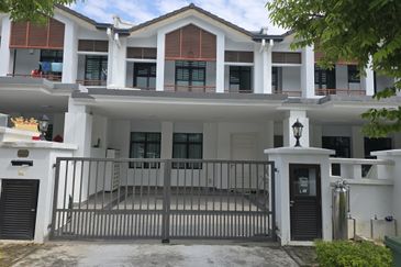 Cradleton @ Eco Majestic