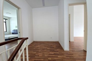 Cradleton @ Eco Majestic