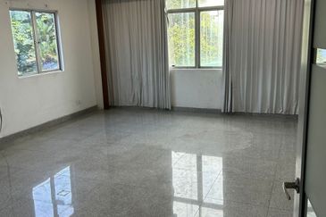 Taman Cheras Jaya @ Balakong, Detached Factory Warehouse & 2 Storey Office For Rent