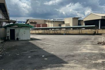 Detached Factory Warehouse & 2 Storey Office For Sales