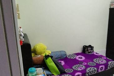 Townhouse TAMAN SAGA AMPANG