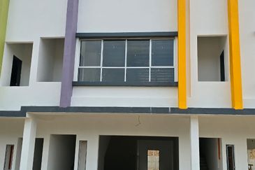 Shop for sales 2 tingkat Batang Kali kedai utk jual