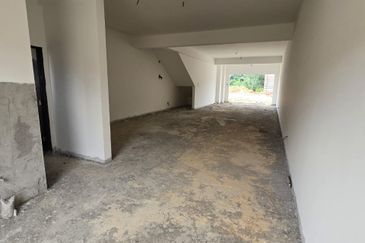 Shop for sales 2 tingkat Batang Kali kedai utk jual