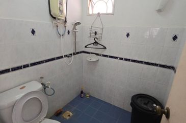 Taman Tasik Semenyih (Lake Residence)