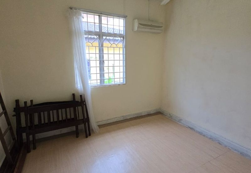 Taman Tasik Semenyih (Lake Residence)