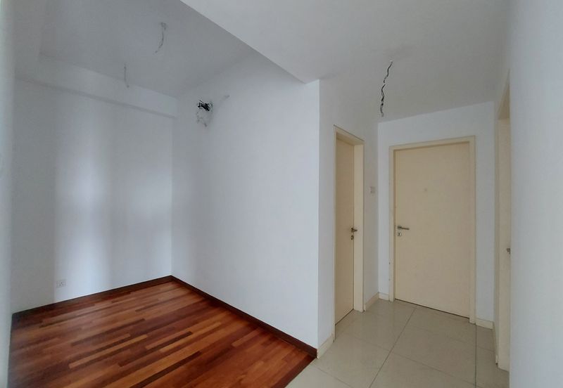 Renai Jelutong Residences