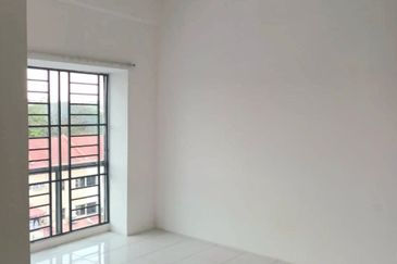 Green Suria Apartment