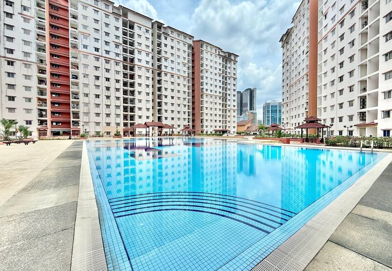 Bayu Puteri Apartment