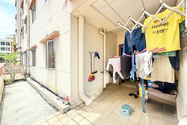 Bayu Puteri Apartment