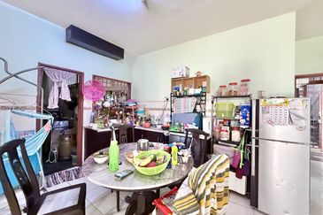 Bayu Puteri Apartment