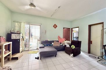 Bayu Puteri Apartment