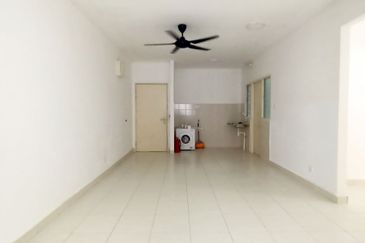 De Bayu Apartment @ Setia Alam