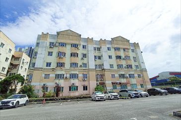 Pangsapuri Mutiara Subang