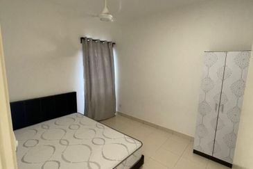 De Bayu Apartment @ Setia Alam