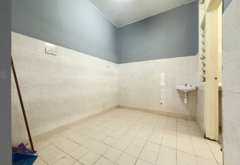 Pangsapuri Seroja Bukit Jelutong