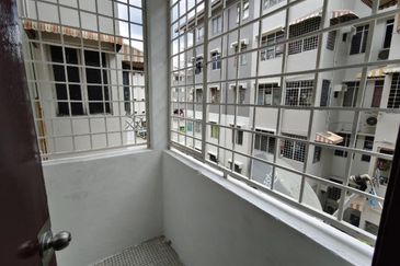 Subang Perdana Goodyear Court 1