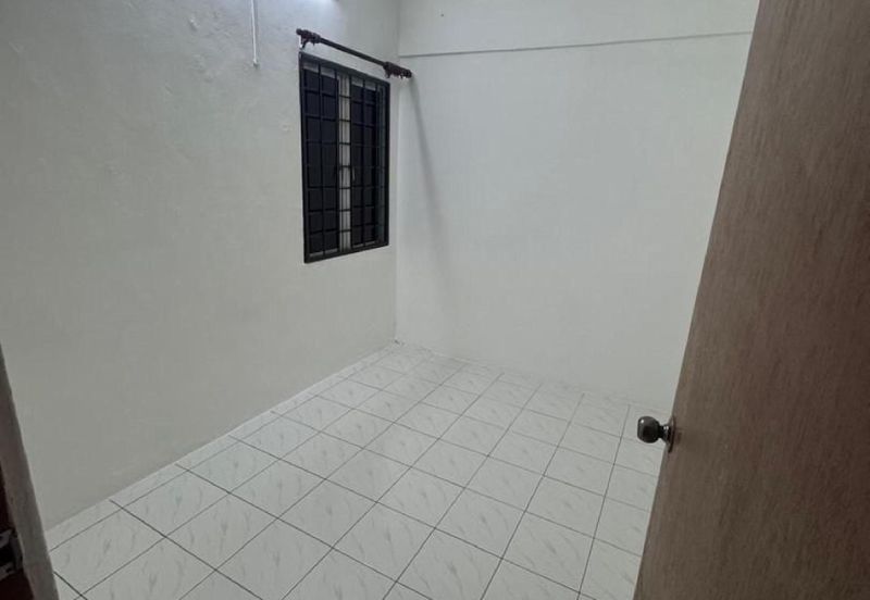 Flat Taman Bunga Negara