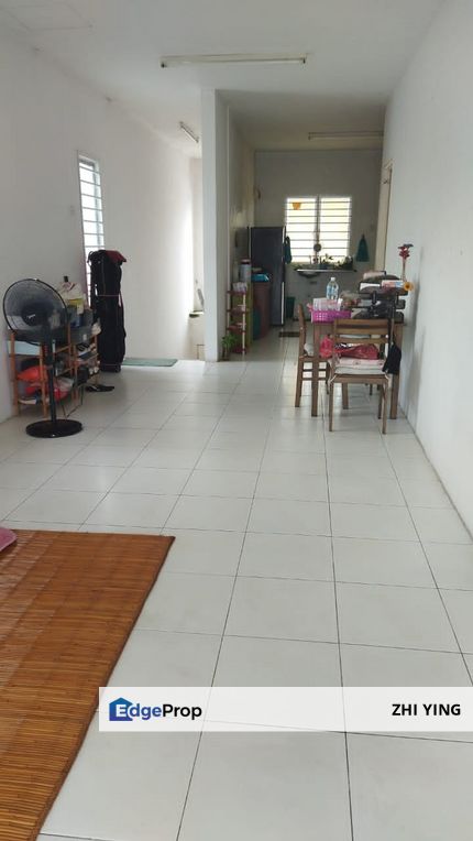 Puchong Putra Pedana Landed Townhouse End Lot Upper&Lower Floor, Selangor, Puchong