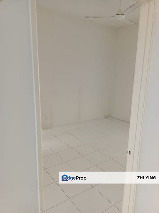 Puchong Putra Pedana Landed Townhouse End Lot Upper&Lower Floor, Selangor, Puchong