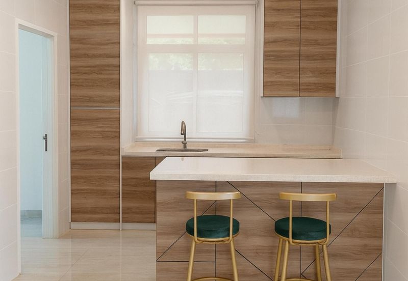 Bungalow @ Taman Meranti Jaya Puchong 3 Sty Corner Freehold 7R6B Extra Land For Sale