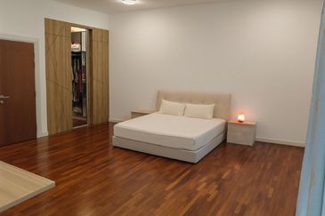 Bungalow @ Taman Meranti Jaya Puchong 3 Sty Corner Freehold 7R6B Extra Land For Sale