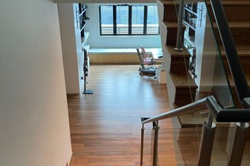 Akira @ 16 Sierra (Sierra 9)