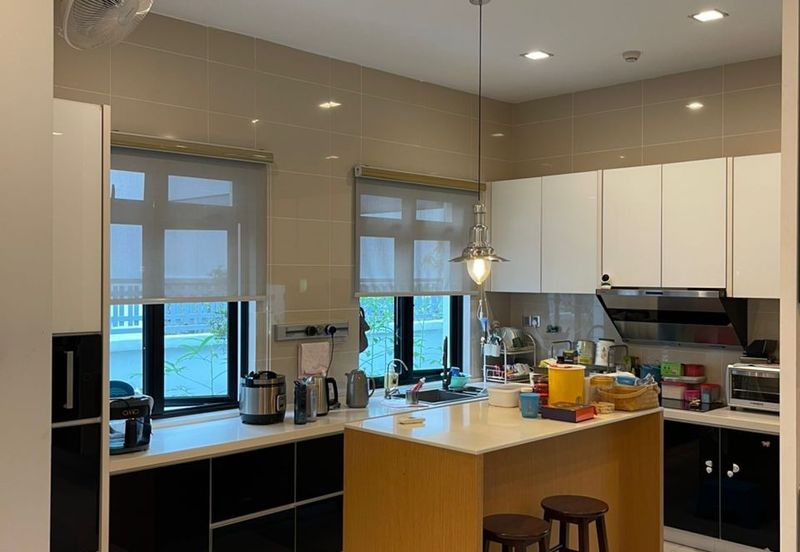 Akira @ 16 Sierra (Sierra 9)