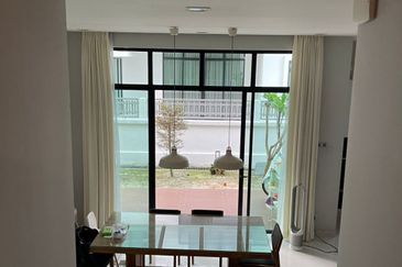 Akira @ 16 Sierra (Sierra 9)