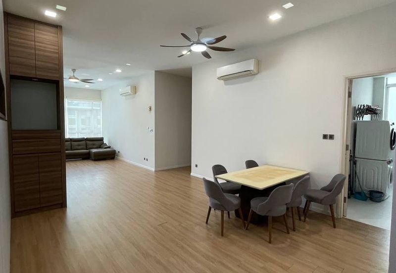 Amaya Saujana, Saujana Subang