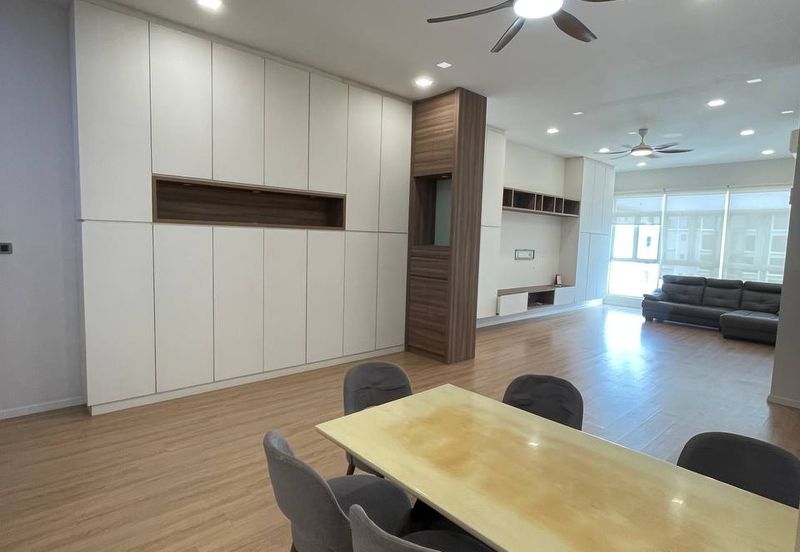 Amaya Saujana, Saujana Subang