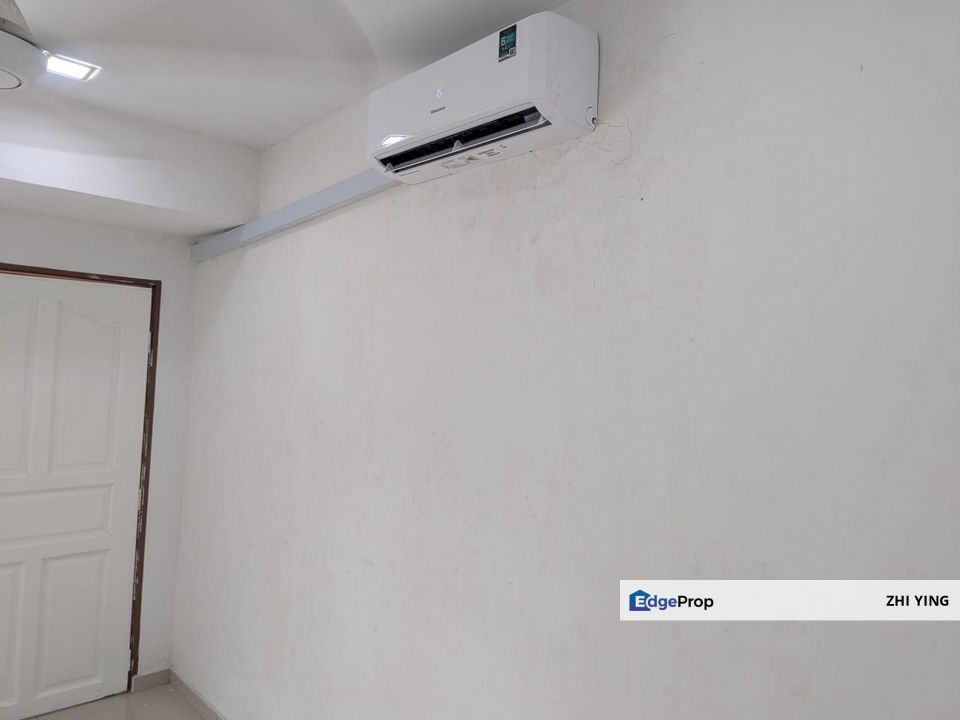 Taman Puchong Utama 2 Storey Terrace House , Selangor, Puchong