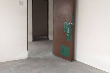 Rumah Pangsa Impian, Bandar Saujana Putra