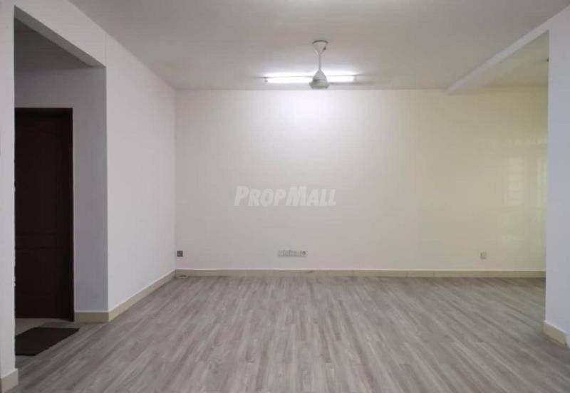 Villa Park Condominium