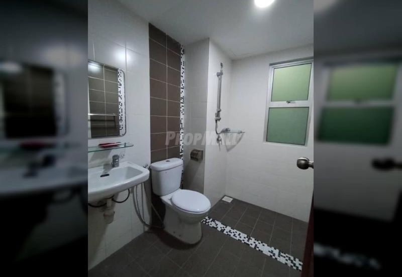 Villa Park Condominium