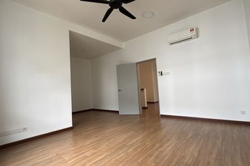 Tropicana Aman Bayan Residences