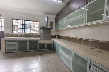 Jalan Muda Meru Klang 2 Double Storey House for Sale