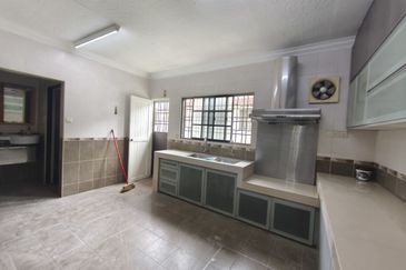 Jalan Muda Meru Klang 2 Double Storey House for Sale