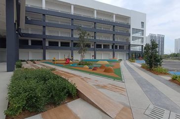 Hana Square @ Eco Ardence