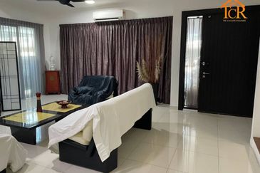 Duta Villa, Setia Alam