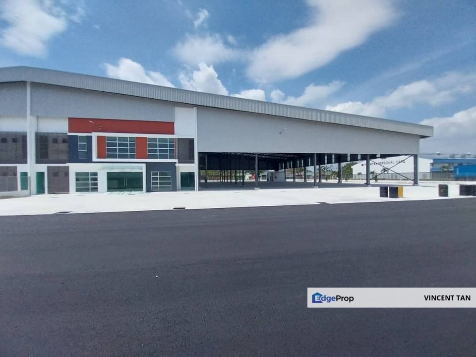 New Detached Factory( showrooms ) in Nilai 3, Easy Access From Highway , Negeri Sembilan, Nilai