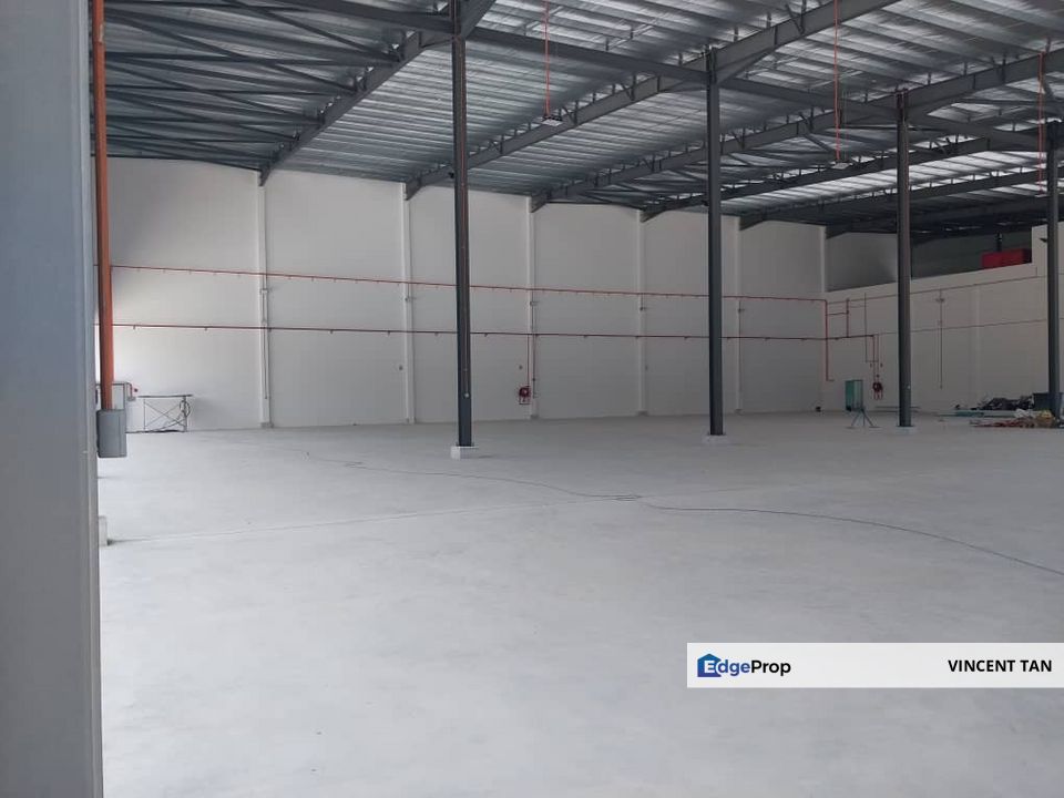 New Semi Detached Factory ( showrooms ) In Nilai 3, Negeri Sembilan, Nilai