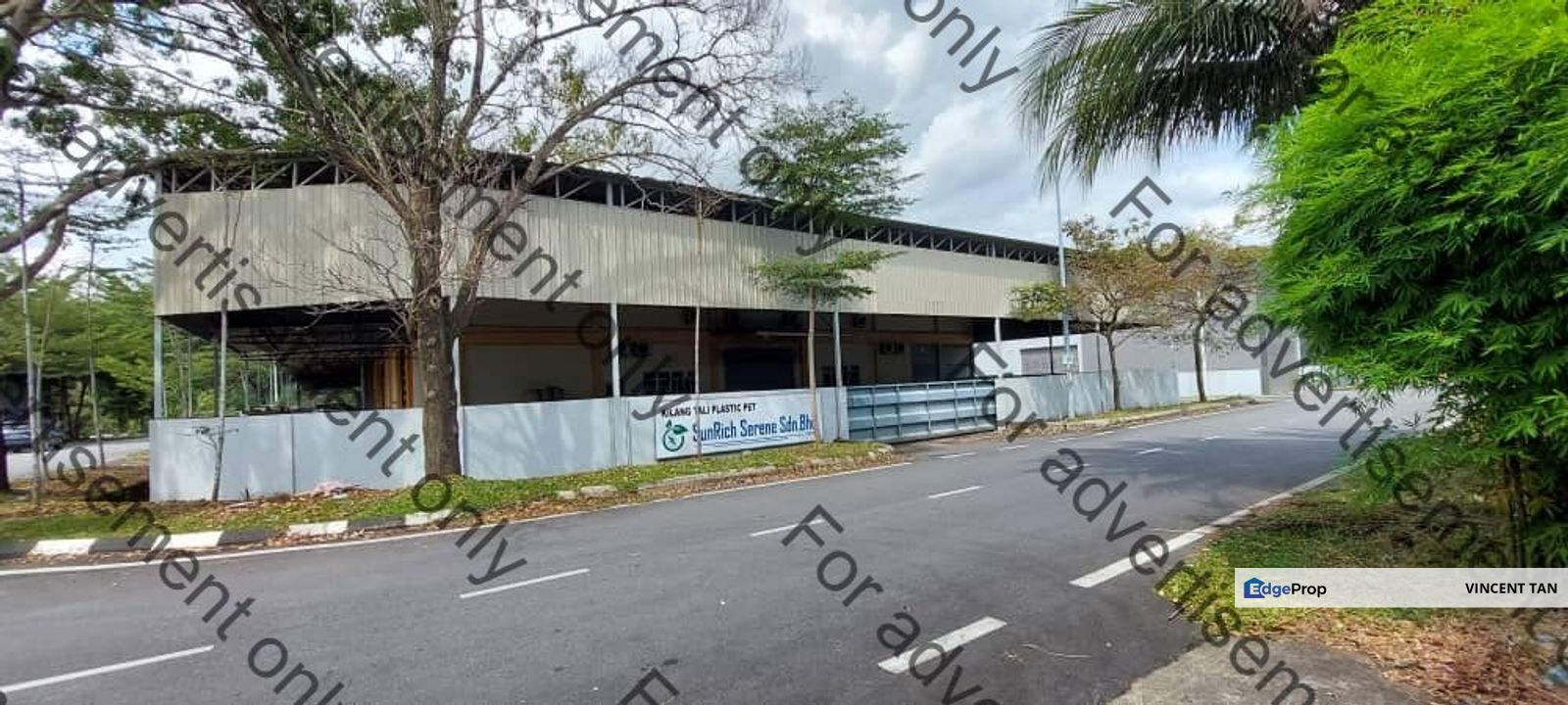 Big warehouse space 2 Storey Factory In Nilai, Negeri Sembilan, Nilai