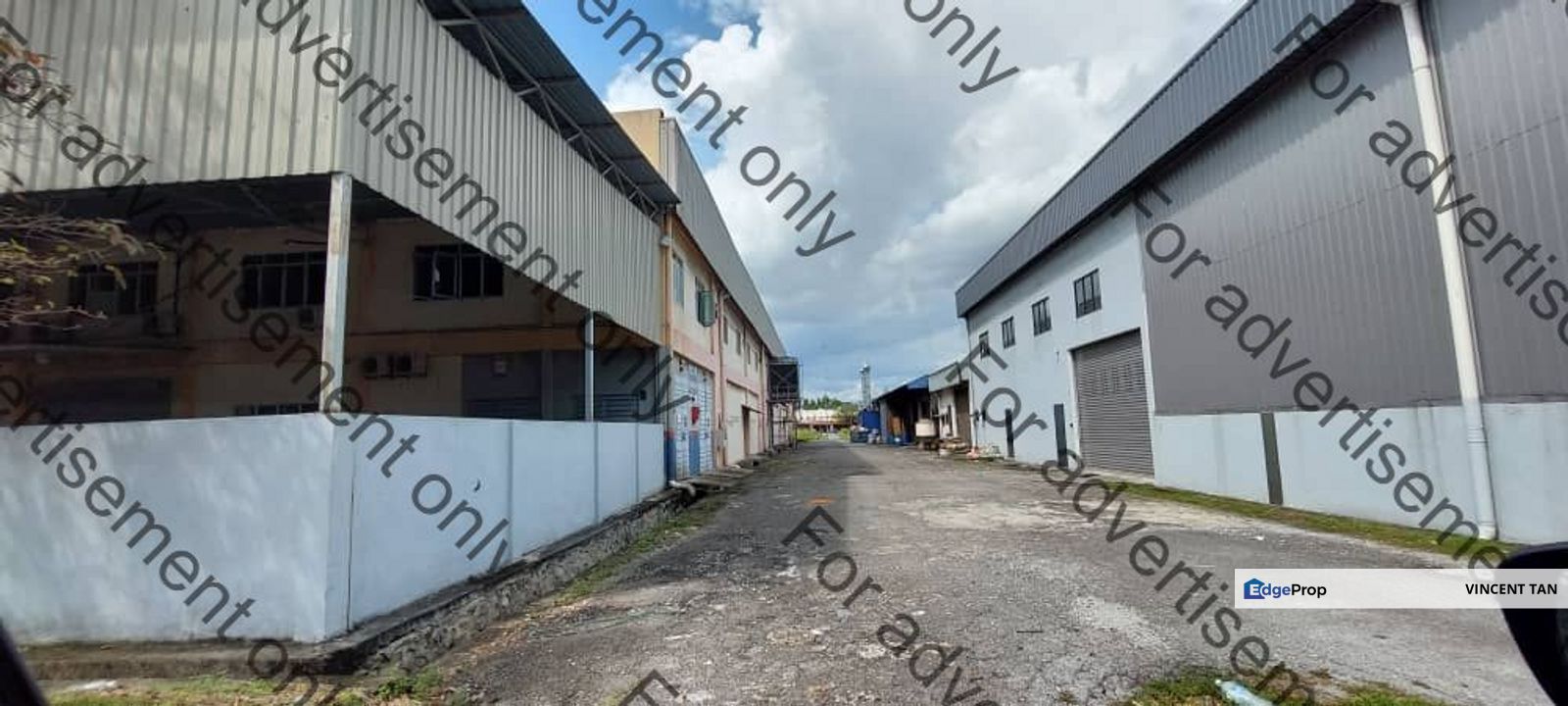 Big warehouse space 2 Storey Factory In Nilai, Negeri Sembilan, Nilai