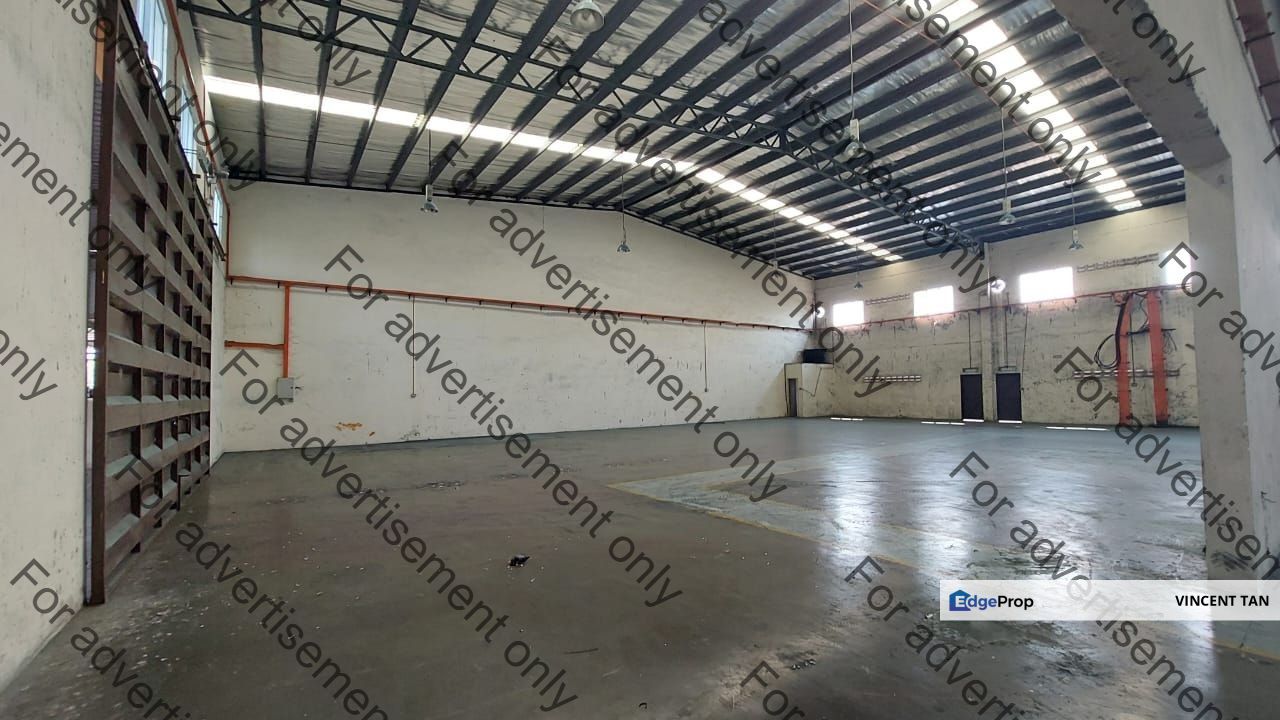 Big warehouse space 2 Storey Factory In Nilai, Negeri Sembilan, Nilai