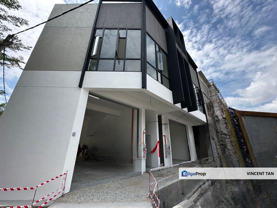 1.5 Storey Link Factory ( New unit !!), Selangor, Kajang