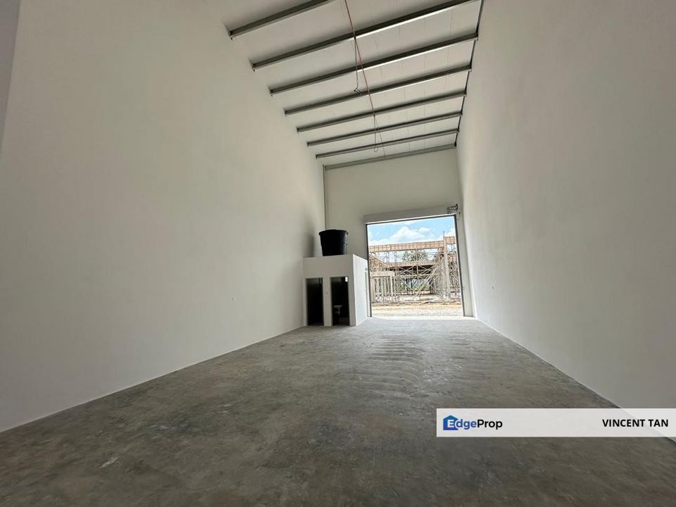 1.5 Storey Link Factory ( New unit !!), Selangor, Kajang