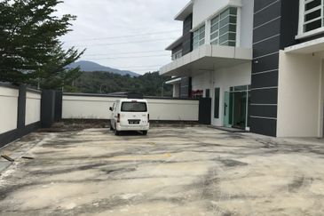 Kawasan Perindustrian Hi Tech 7